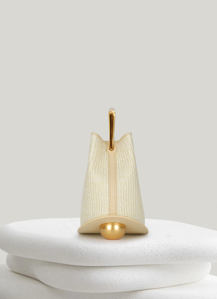 CULBIACOPYRIGHTOZZYRAFFIA-